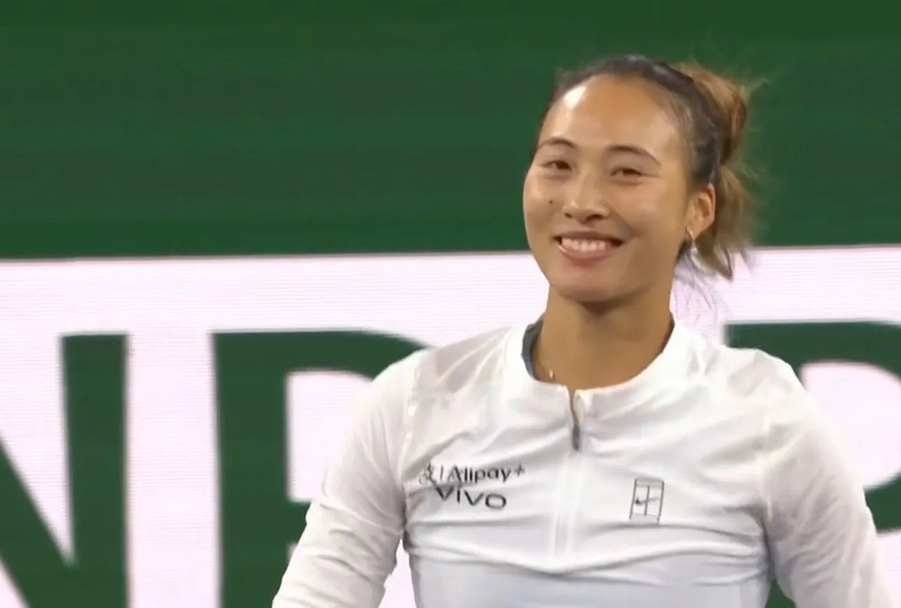 阿扎伦卡重返赛场，领先优势明显首场状态出色，IG观众沸腾！